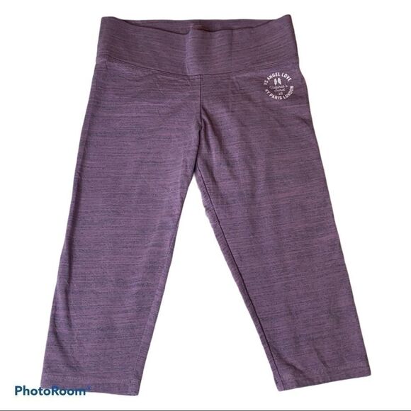 Women’s Victoria’s Secret Capri leggings - Picture 2 of 5